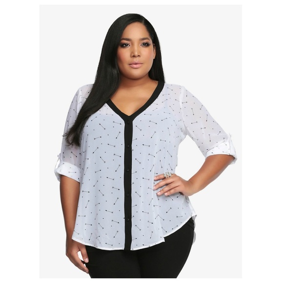 torrid Tops - Torrid Chiffon Top Blouse Heart Arrows 4X 24 26